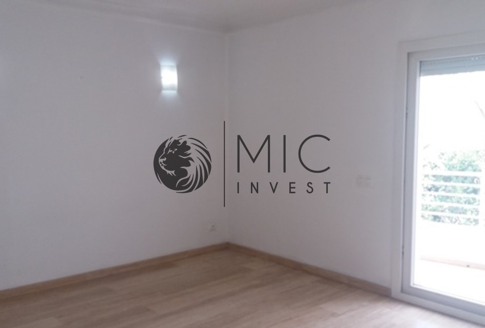 RARE VILLA D'ARCHITECTE D'EXCEPTION DE 300 M² HABITABLES SUR 340 M² — 3