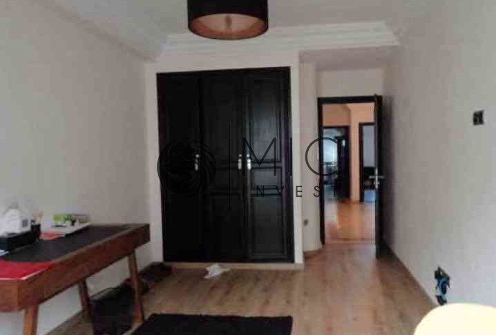 SUPERBE APPARTEMENT DE 161 M² ENTIÈREMENT RÉNOVÉ — 3