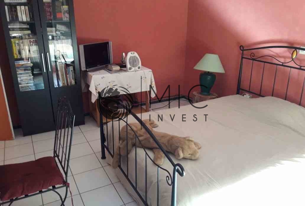 Villa 260 m² à Champs De Course — 8