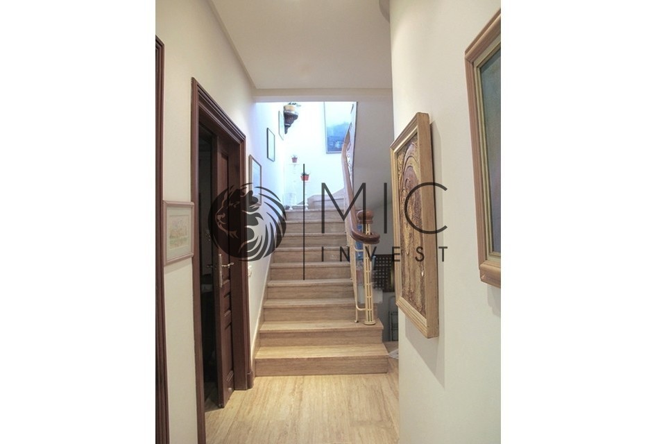 SUPERBE VILLA DE 500 M² IDÉALEMENT SITUÉE A HAY RIAD — 5