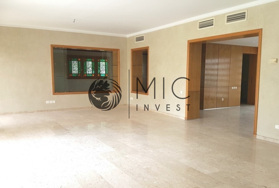 Villa 650 m² à Ambassadeurs — 5