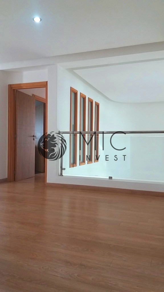 Villa 640 m² à Bouskoura — 8