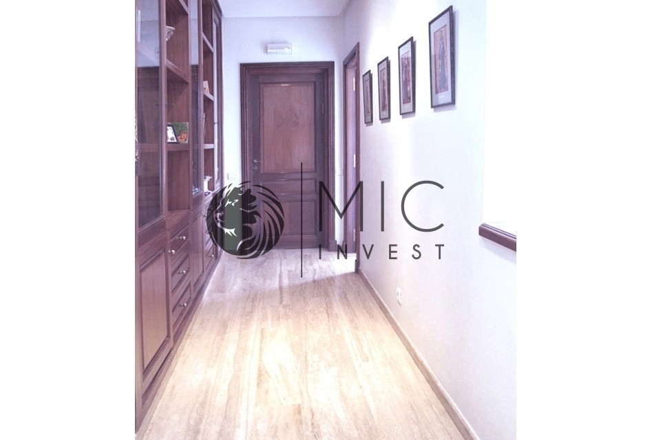 SUPERBE VILLA DE 500 M² IDÉALEMENT SITUÉE A HAY RIAD — 4