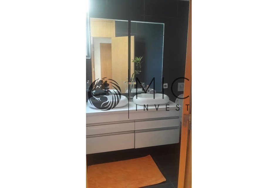 MAGNIFIQUE APPARTEMENT DE PRESTIGE AU CŒUR DE LA MARINA — 2