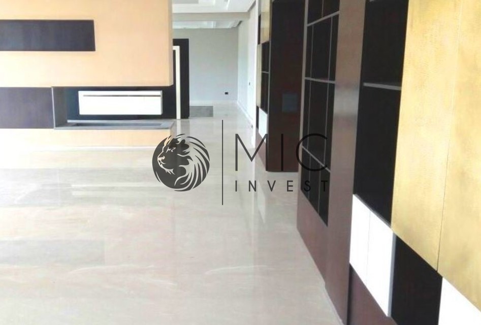 EXCEPTIONELLLE VILLA NEUVE DE 1.700 M² SUR 4.000 M² — 4