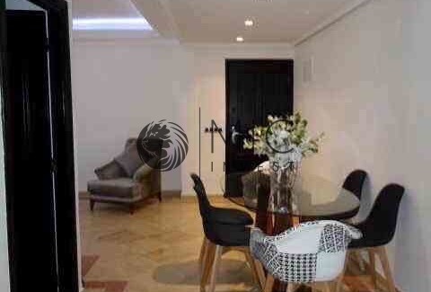 SUPERBE APPARTEMENT DE 161 M² ENTIÈREMENT RÉNOVÉ — 4