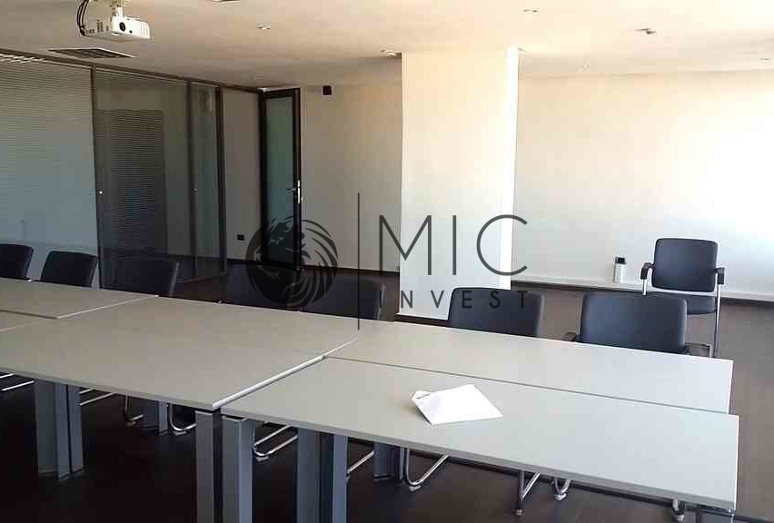 BUREAUX DE PRESTIGE DE 140M² FACE À L'OCÉAN — 2