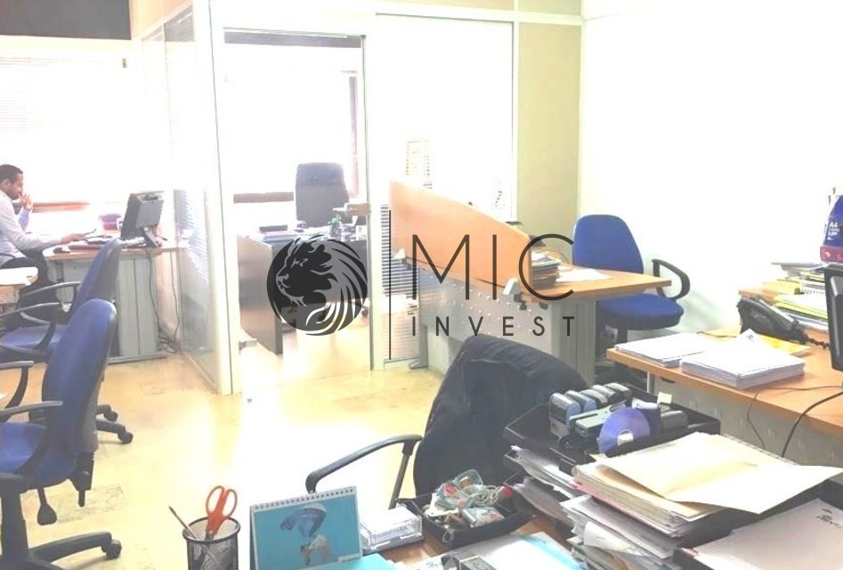 RARES BUREAUX DE 160 M² SANS VIS A VIS PROCHE GAUTHIER ET TRAM — 3