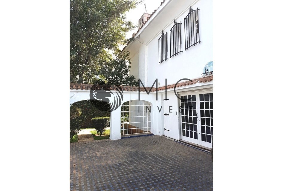 VILLA D'EXCEPTION DE 650 M² SUR 1800 M² DE TERRAIN — 3