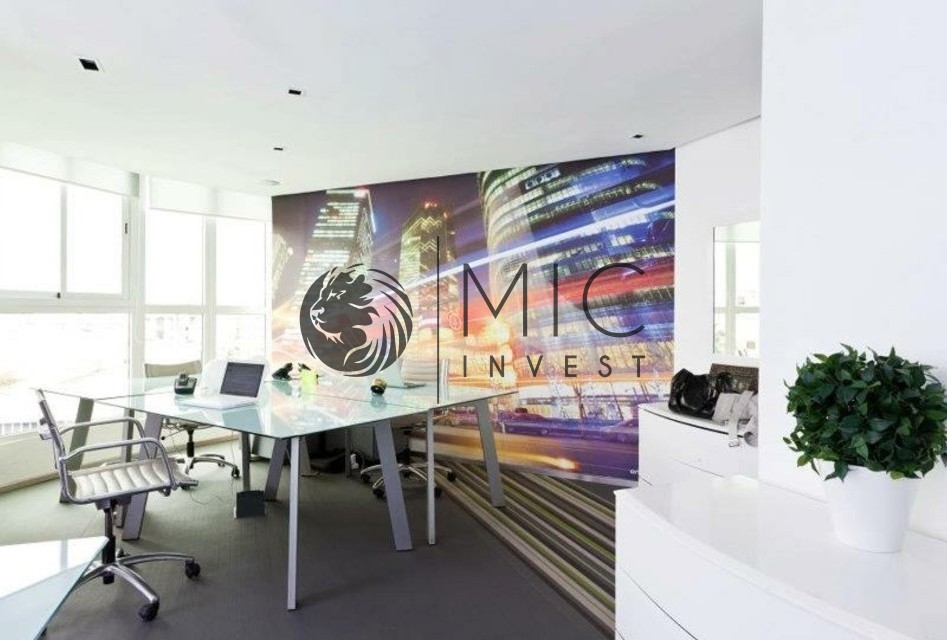 SUPERBES BUREAUX DE PRESTIGE ENTIÈREMENT ÉQUIPÉS DE 250 M² EN DUPLEX — 4