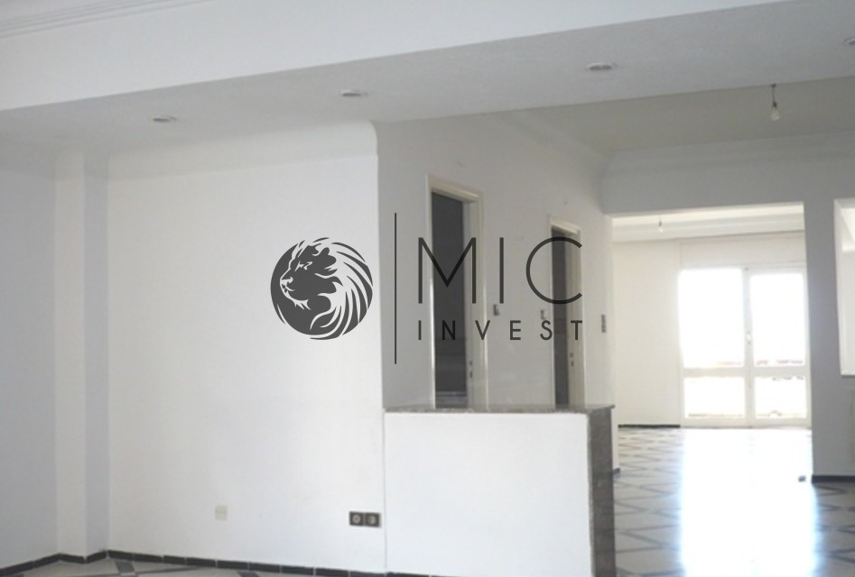 GRAND APPARTEMENT DE 180 M² BAIGNÉ DE LUMIÈRE — 2