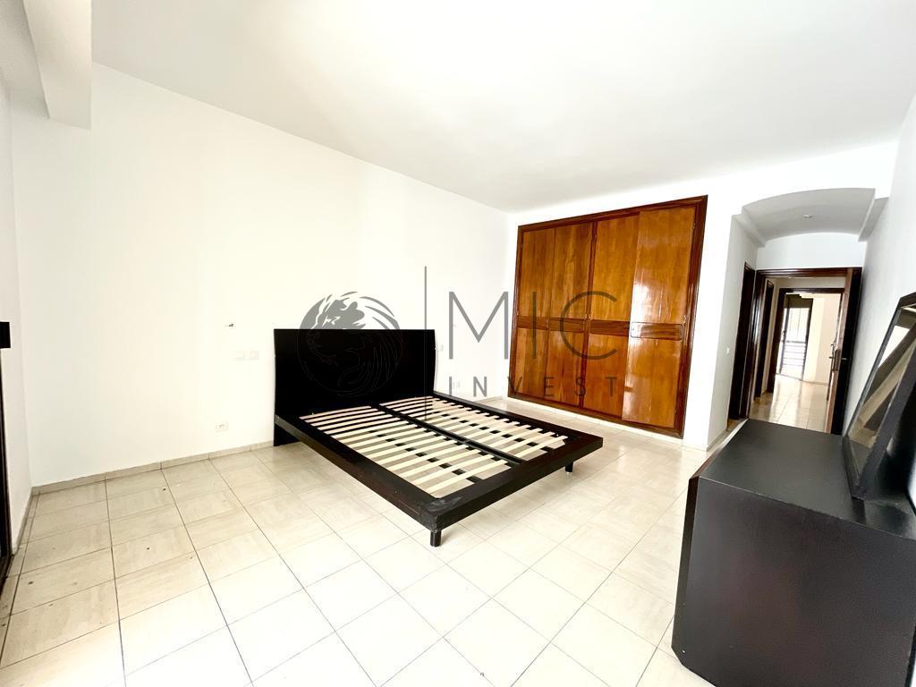 APPARTEMENT PLEIN SUD AVEC SDB ET CUISINE NEUFS — 5