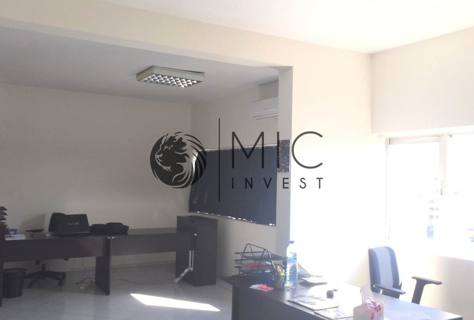 Bureau 115 m² à Abdelmoumen — 7
