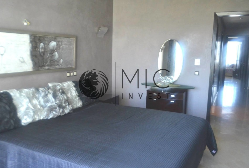 SUPERBE APPARTEMENT DE 200 M² MEUBLÉ PRESTIGE TERRASSE — 4