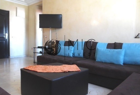 BEL APPARTEMENT MEUBLÉ DE 52M², LUMINEUX — 6