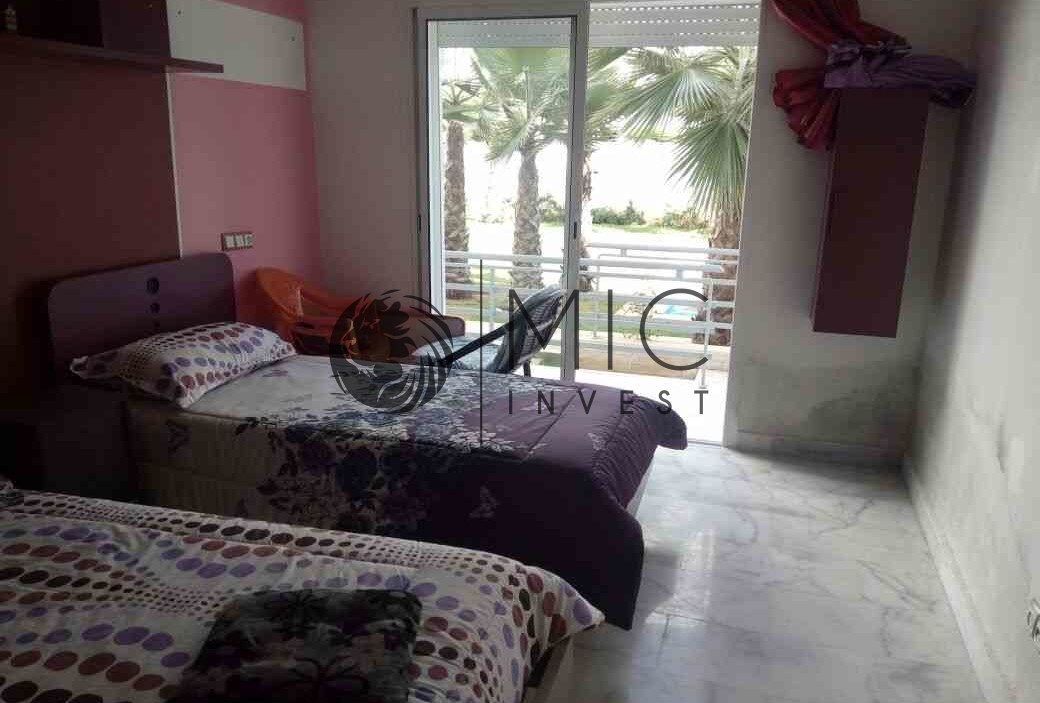 BEL APPARTEMENT NEUF MEUBLE DANS RÉSIDENCE AVEC 2 PISCINES — 5