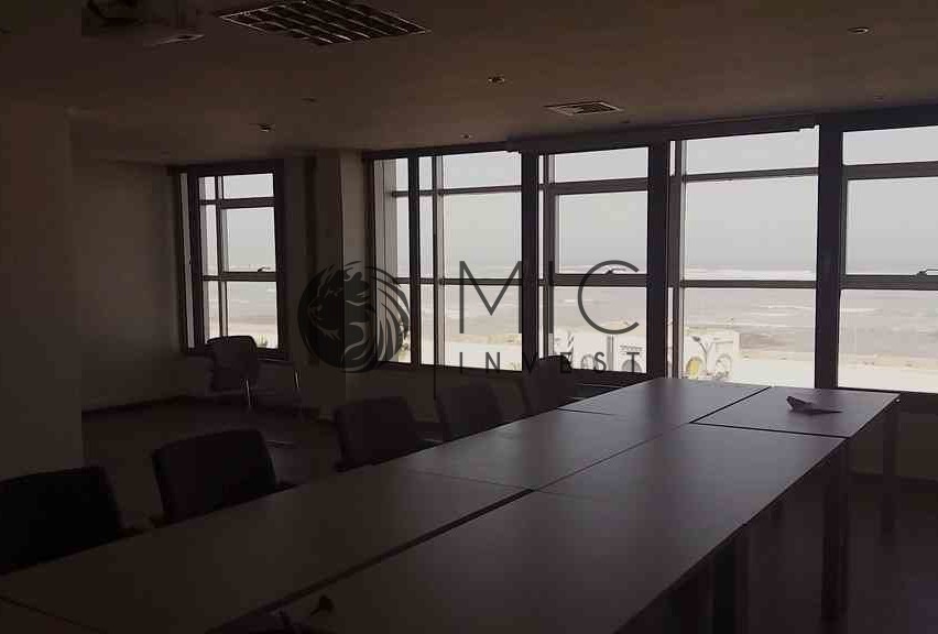 BUREAUX DE PRESTIGE DE 140M² FACE À L'OCÉAN — 3