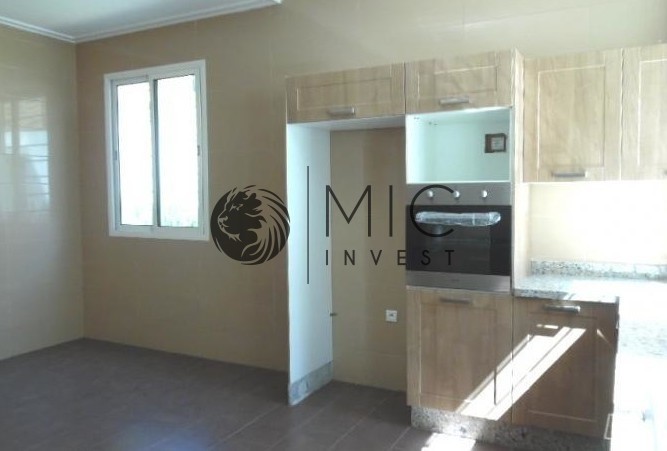 BELLE VILLA NEUVE DE GRAND STANDING, COMMERCIAL POSSIBLE — 4