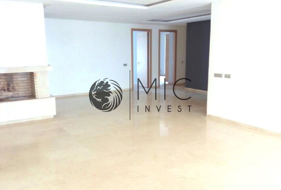 TRÈS BEL APPARTEMENT 178 M² AVEC TERRASSE ET PISCINE