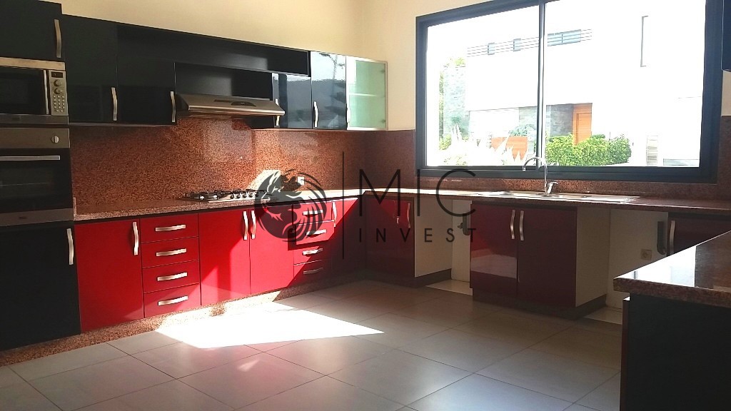 VILLA D'EXCEPTION DE 640 M² EN RÉSIDENCE FERMÉE DE PRESTIGE — 6