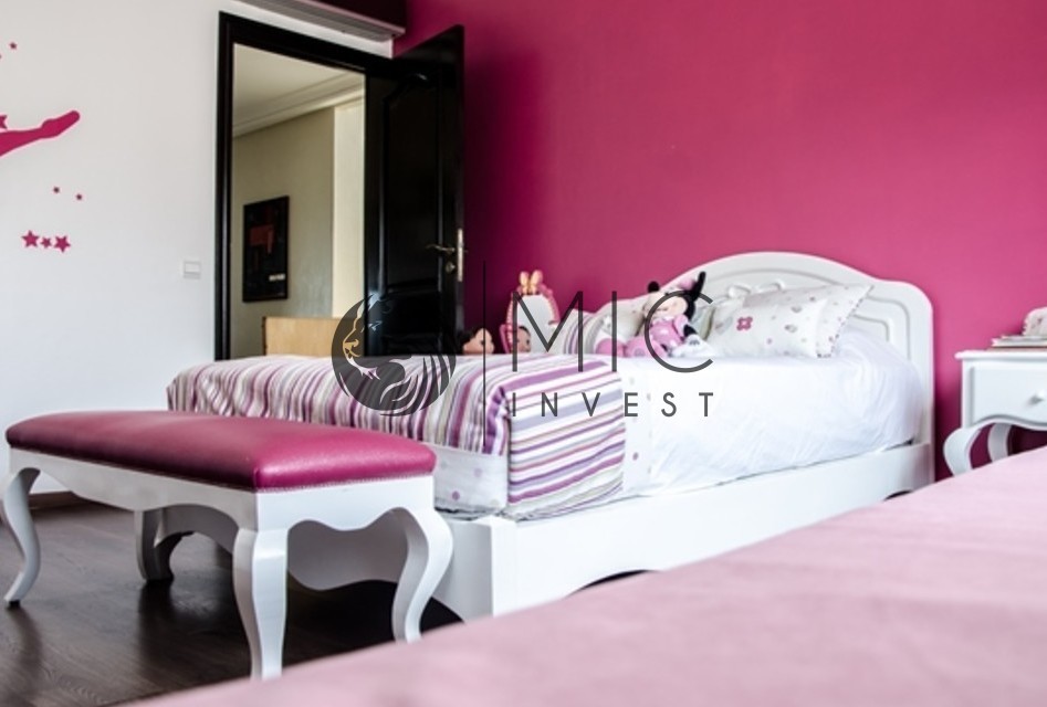EXCEPTIONNEL DUPLEX DE 237 M² EN 6 & 7 ème ÉTAGE — 2