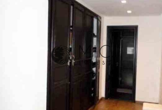SUPERBE APPARTEMENT DE 161 M² ENTIÈREMENT RÉNOVÉ — 6