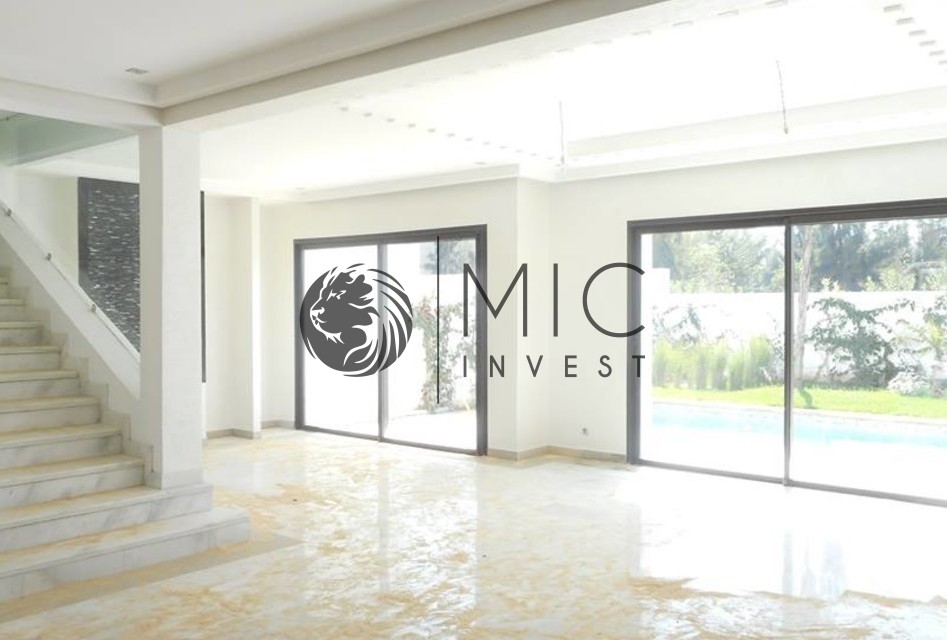VILLA NEUVE DE 300 M² SUR 371 M² DE TERRAIN — 3