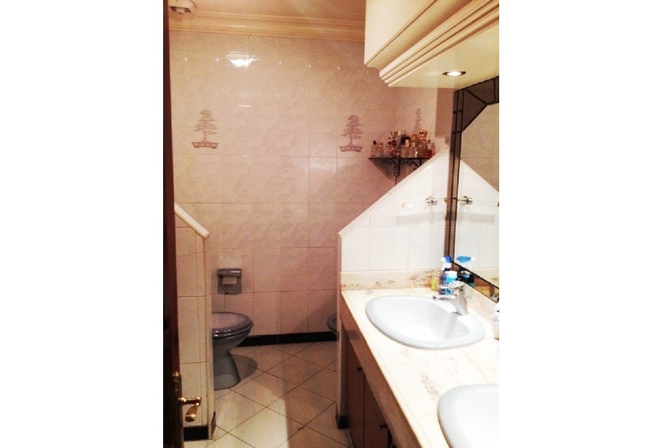 Très bel appartement de 360 m² à vendre sur Racine — 4
