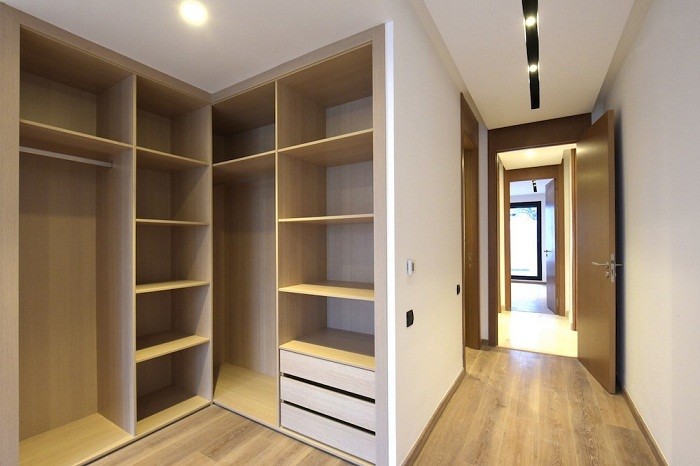 Appartement d'angle ensoleillé de 137 m² à vendre à la Ferme Bretonne. — 3