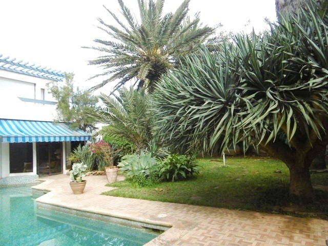 Très Belle Villa 1475 m² à vendre, Ain Diab, Casablanca
