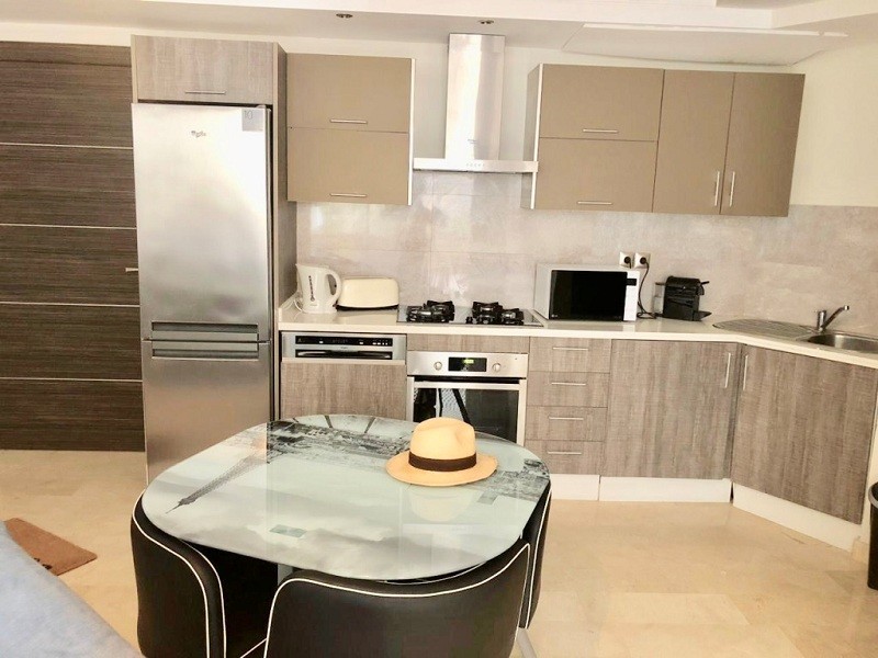 Très beau studio neuf meublé 75 m² - Racine — 5