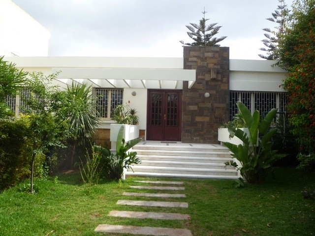 Magnifique Villa 580 m² à louer, Oasis, Casablanca