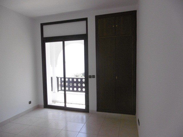 Bel appartement à louer de 250 m² - Bourgogne — 6