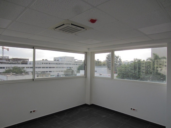 Plateau de bureau à louer de 380 m² - Q. des Hôpitaux — 5