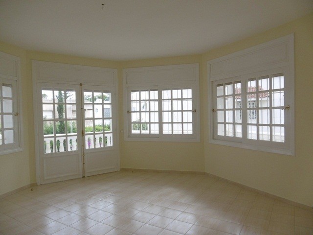 Villa 600 m² à CIL — 8