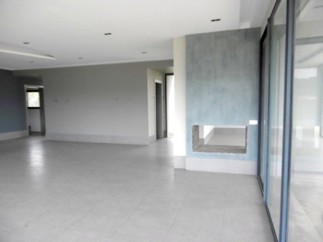 Local commercial de 875 m² Dar Bouazza — 4