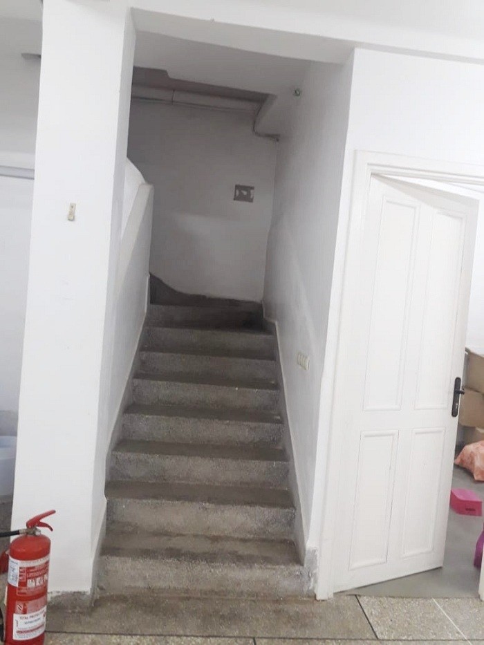 Sous sol à la location de 130 m² Ain Diab — 6