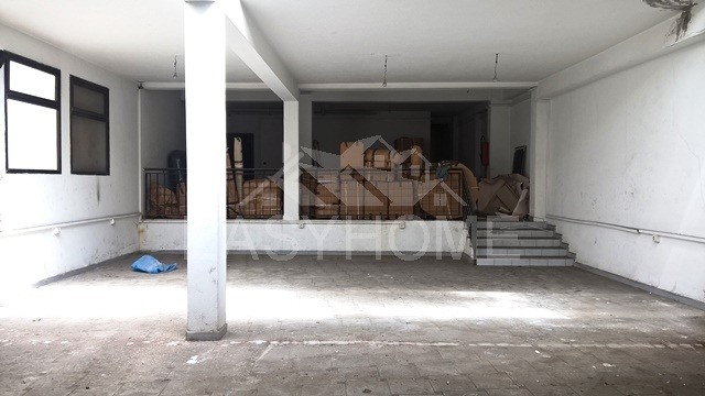 Local commercial 190 m² à louer, Gauthier — 4