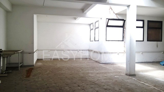 Local commercial 190 m² à louer, Gauthier — 3