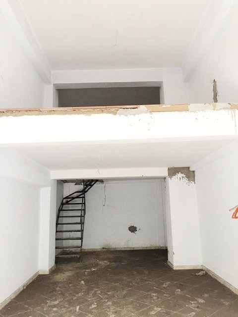 Local commercial de 139 m² Triangle d'Or