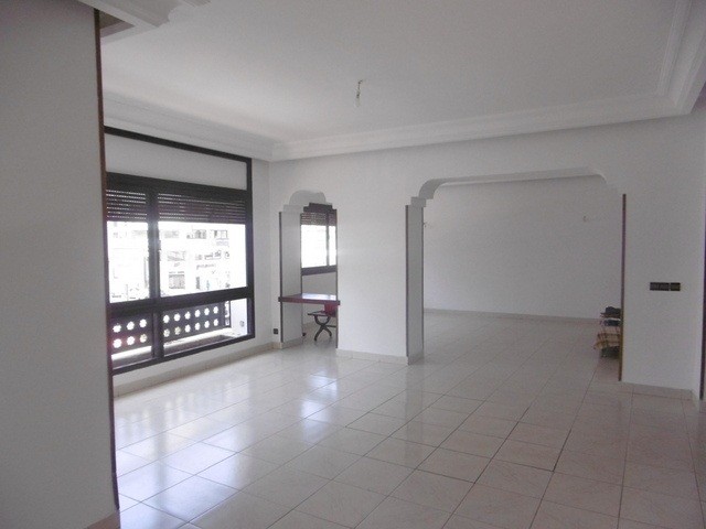 Appartement 250 m² à Bourgogne — 10