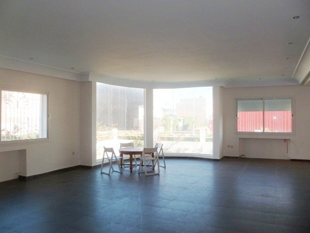 Magnifique villa à louer de 400 m² Dar Bouazza — 3