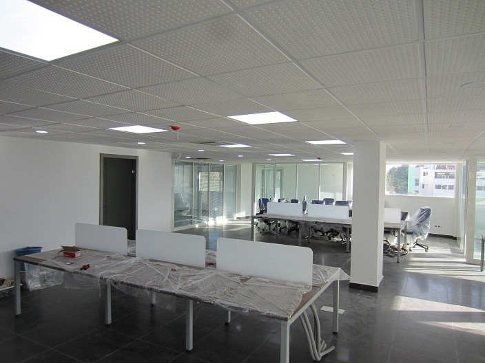 Plateau de bureau à louer de 380 m² - Q. des Hôpitaux — 3