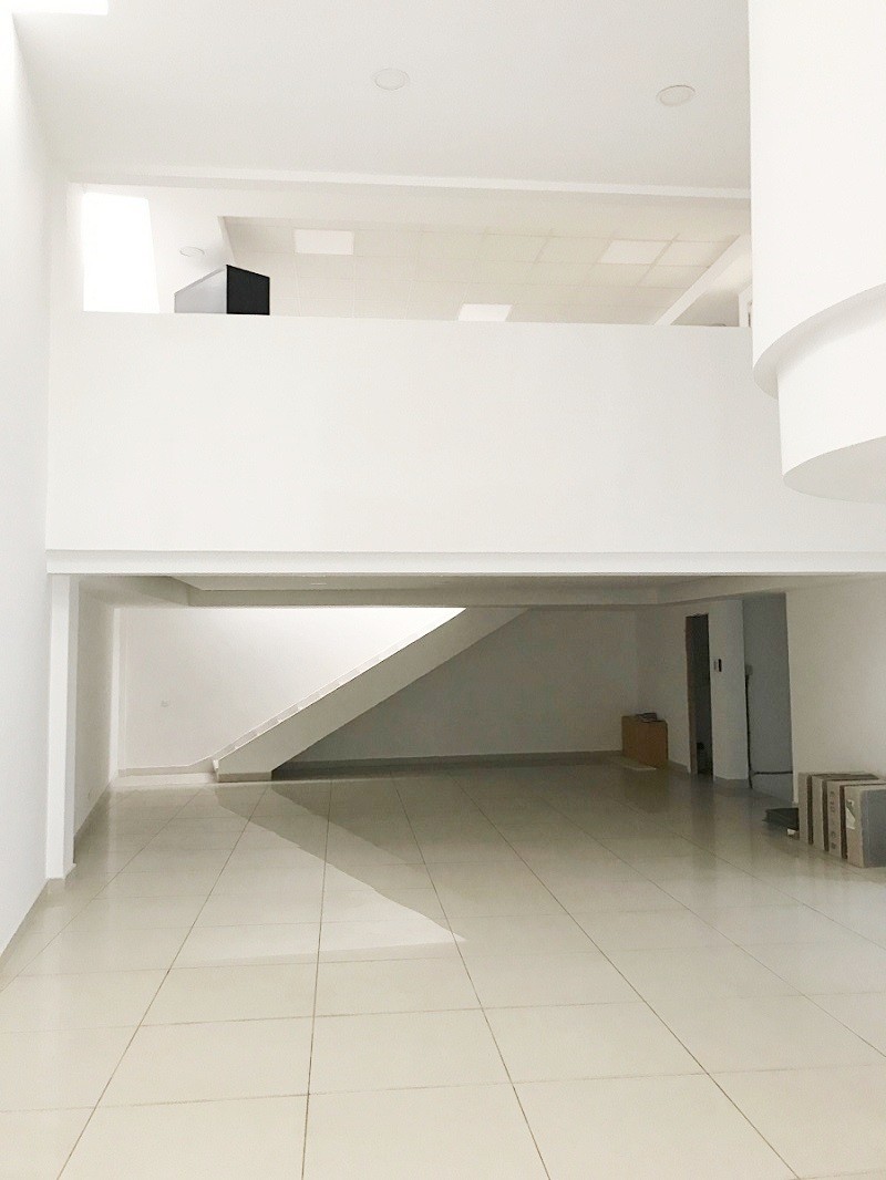 Local commercial à louer de 213 m² - Roches Noires