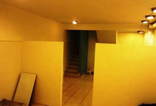 Superbe Local Commercial de 143m² à vendre sur Ghandi — 5
