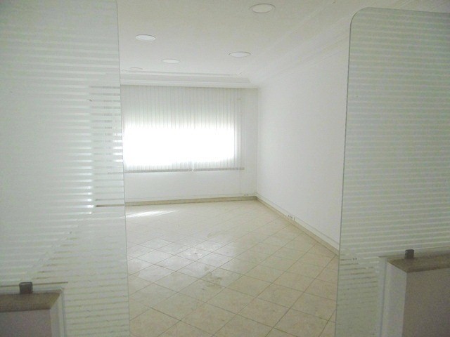 Bureau 110 m² à louer, Maârif Extension, Casablanca