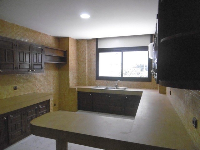 Appartement 250 m² à Bourgogne — 8