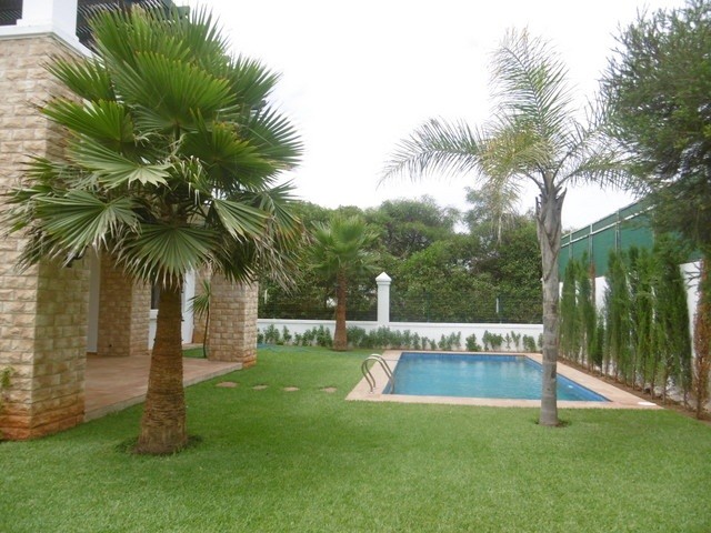 Très belle villa à louer de 480 m² Dar Bouazza — 4