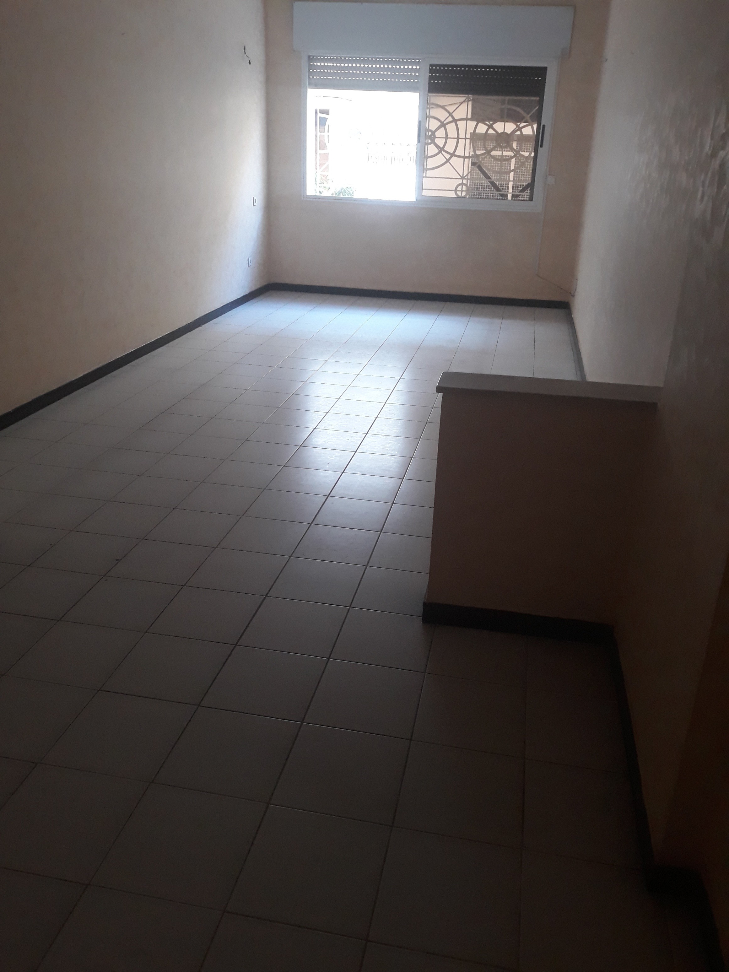 Appartement RDC exclusivement habitation
