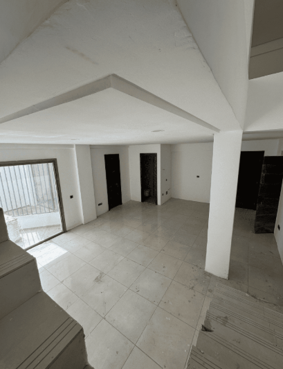 Plateau de bureaux neuf à 2 Mars — 2